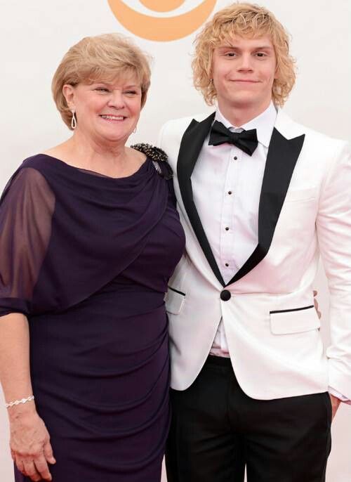 Mother: Julie Peters