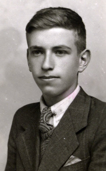 Gallery of Moselio Schaechter