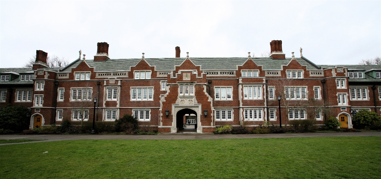 Education period of Mary Rosenblum in Reed College