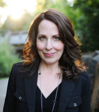 Friend: Kendra Elliot