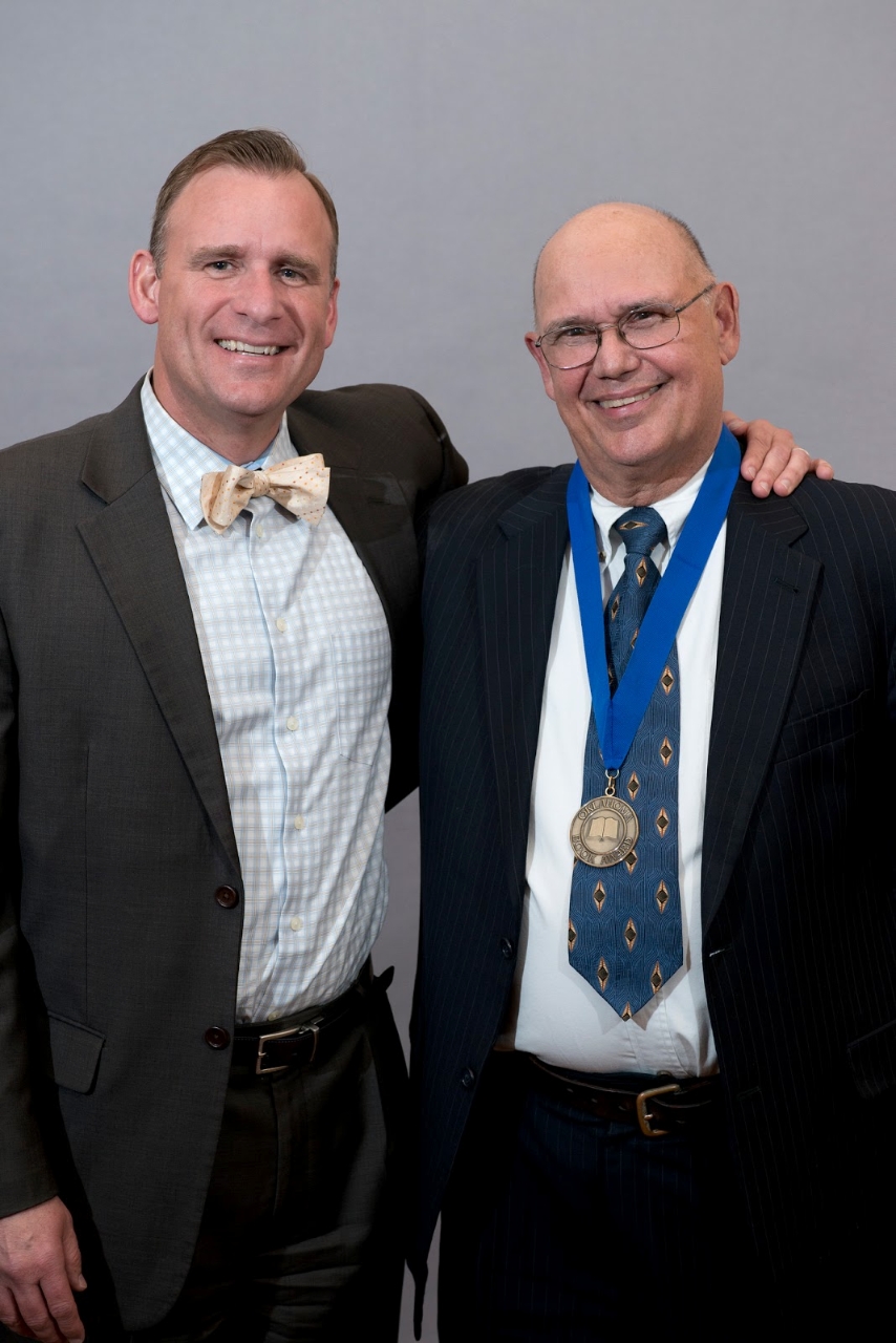 Arrell Gibson Lifetime Achievement Award
