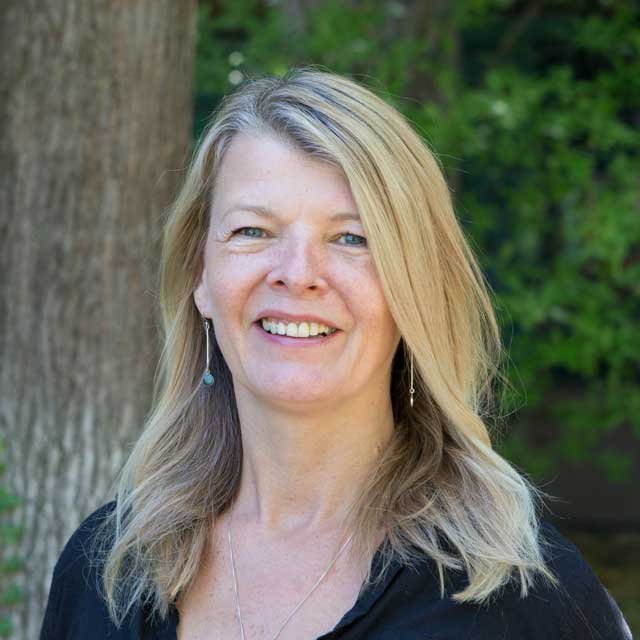 Wife: Paula Grainger