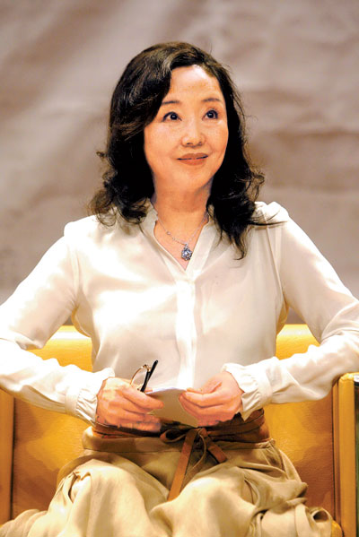 Gallery of Geling Yan
