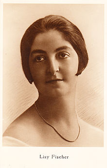Cousin: Lisy Fischer   