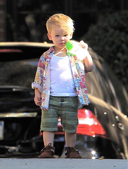 Son: Luca Cruz Comrie