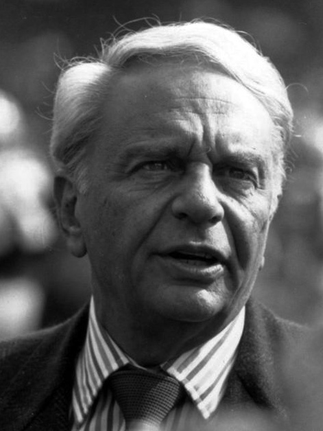 Gallery of Victor Kiam
