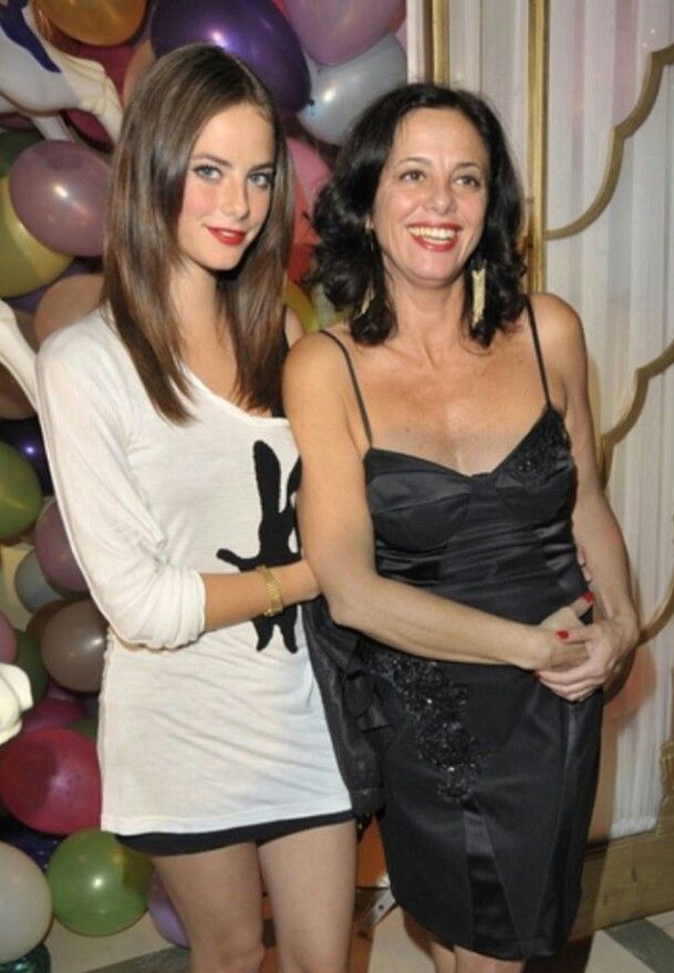 Mother: Katia Scodelario