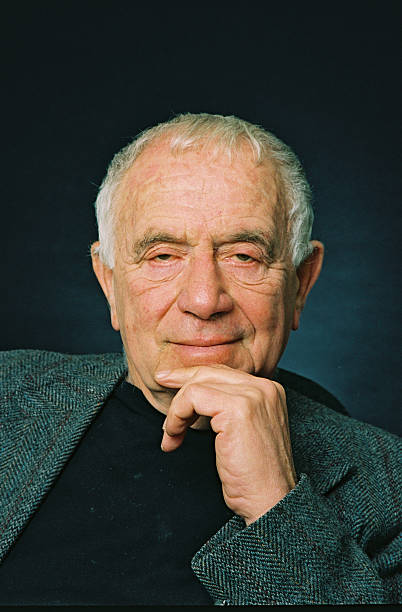 Gallery of Yehuda Amichai