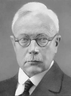 Friend: Erwin Baur