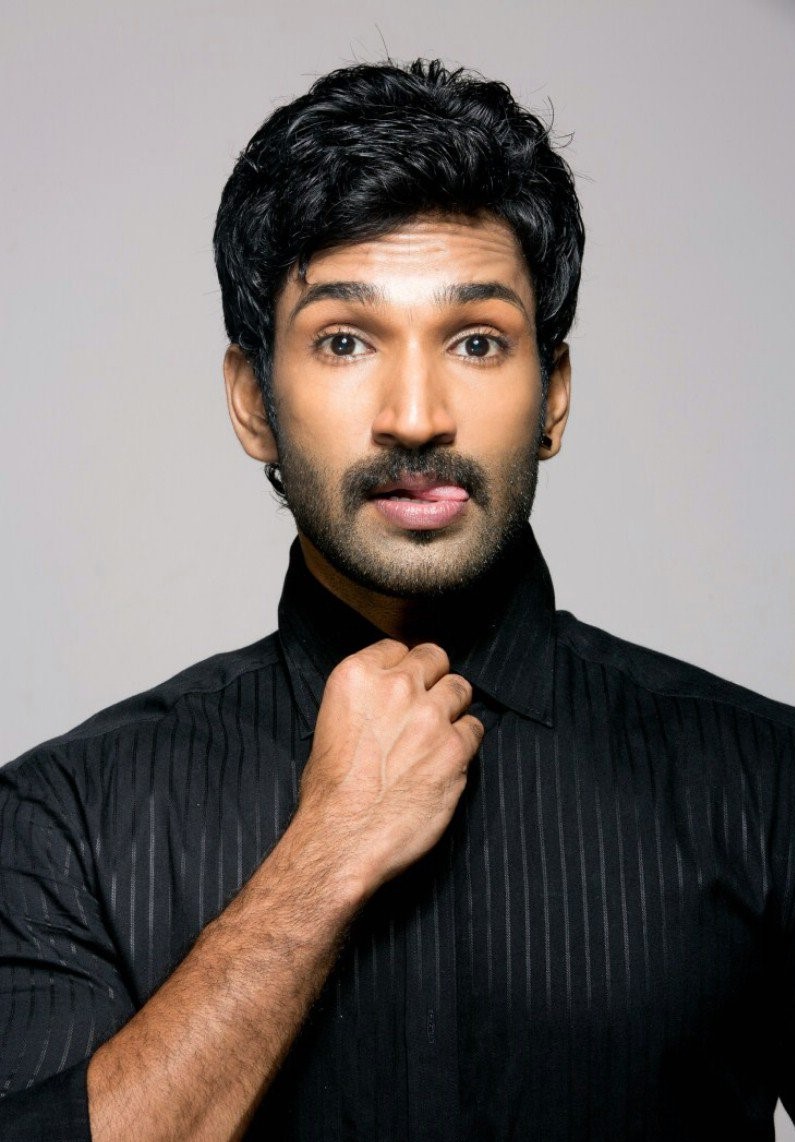 Gallery of Aadhi Pinisetty