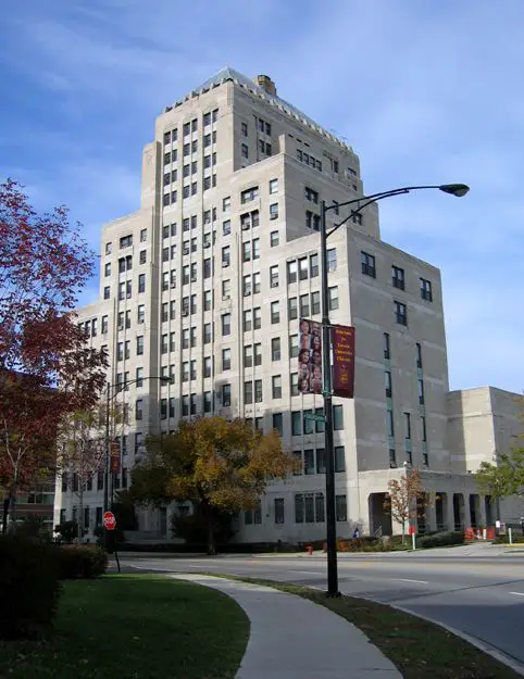 Education period of Anne Mary Boylan in Mundelein College