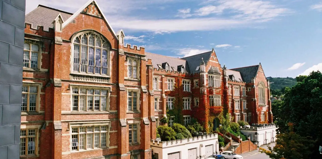 Education period of Helen Beaglehole in Victoria University of Wellington