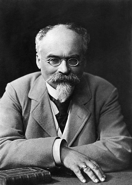 Gallery of Hans Vaihinger