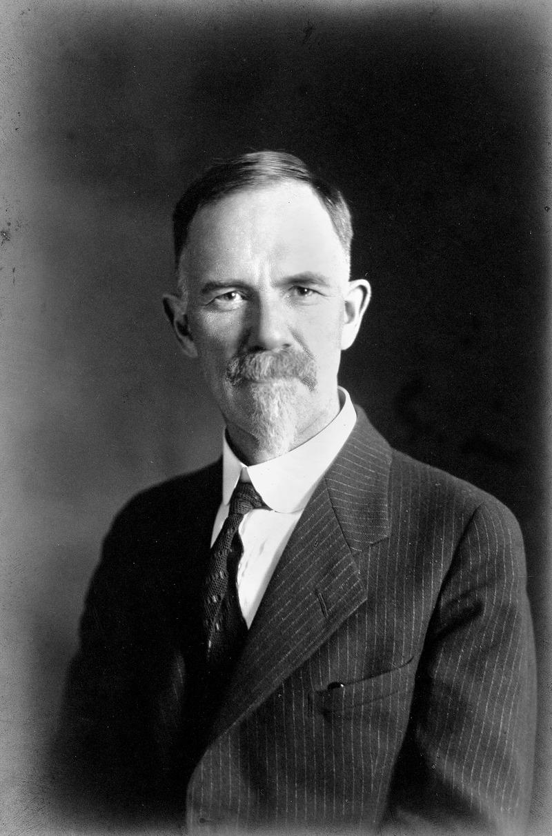 colleague: Charles Benedict Davenport 