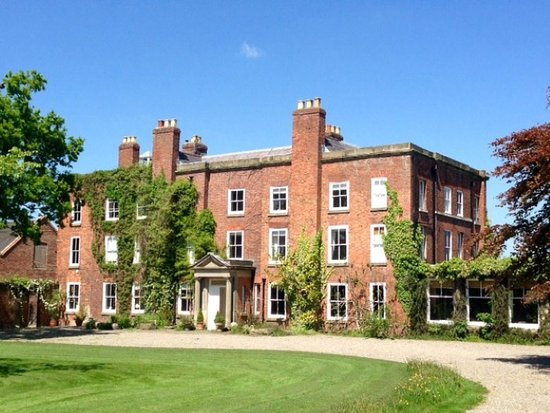 Education period of Mary Beard in Shrewsbury High School
