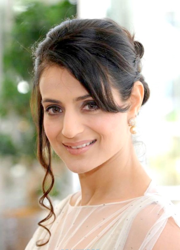 colleague: Ameesha Patel