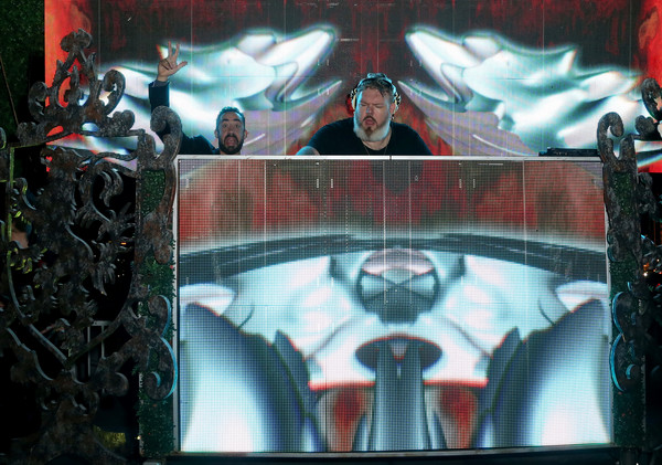 Gallery of Kristian Nairn