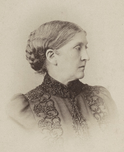 Mother:  Margaret Raine Hunt
