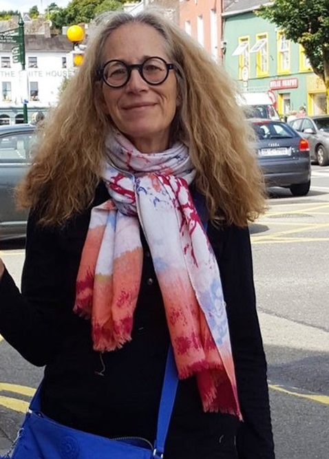 Mother: Sandy (Belogus) Rogen