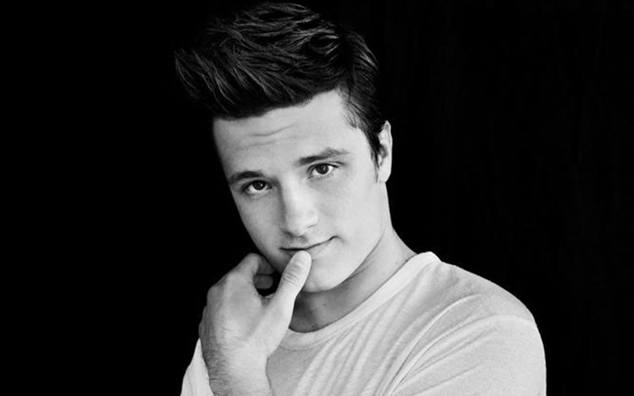 ex-boyfriend: Josh Hutcherson