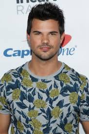 Friend: Taylor Lautner