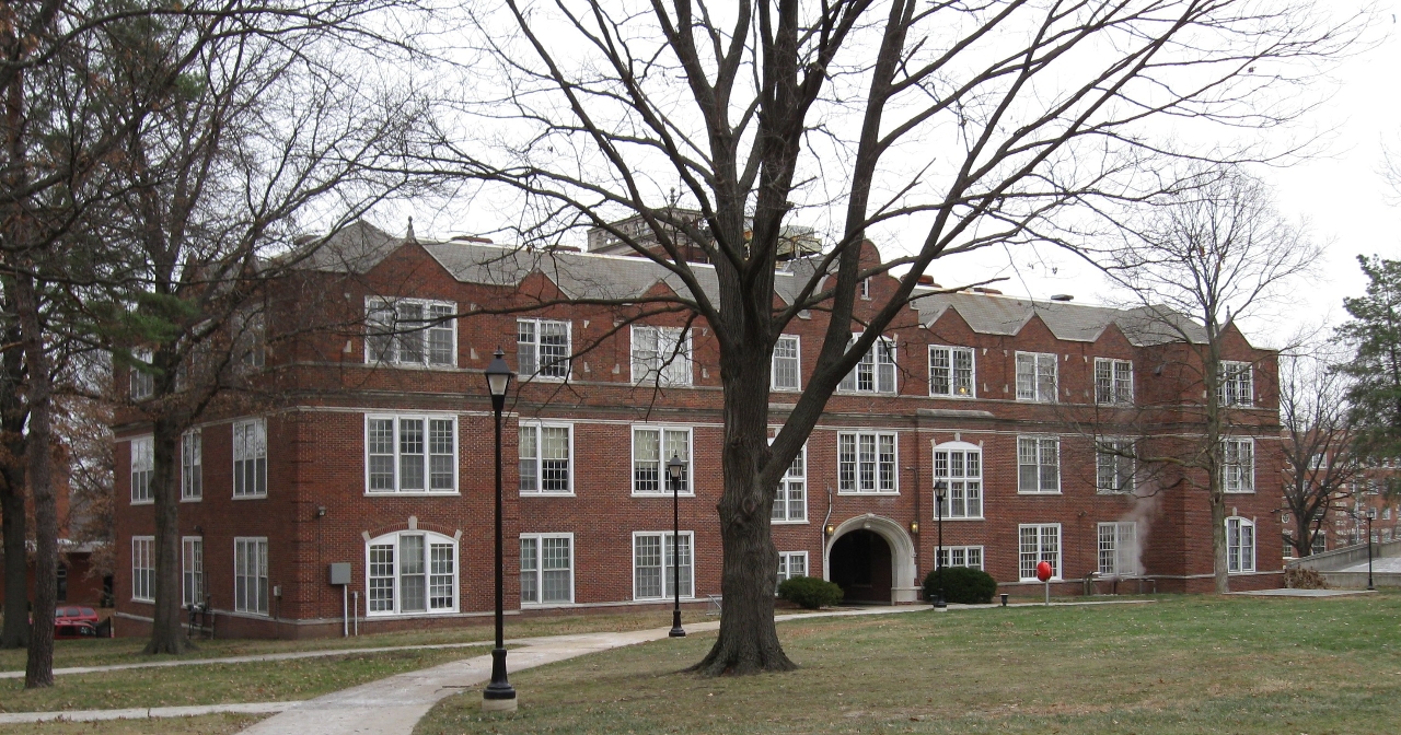 Education period of Shirley Clarke in Stephens College