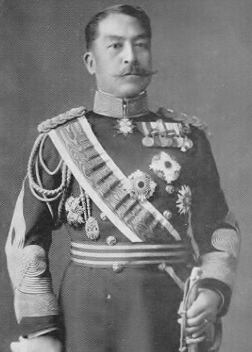 Half-brother: Prince Kan'in Kotohito 