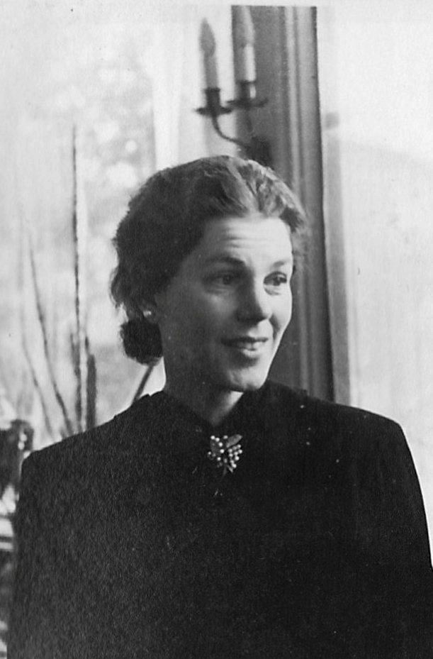 Mother: Countess Estelle Marie