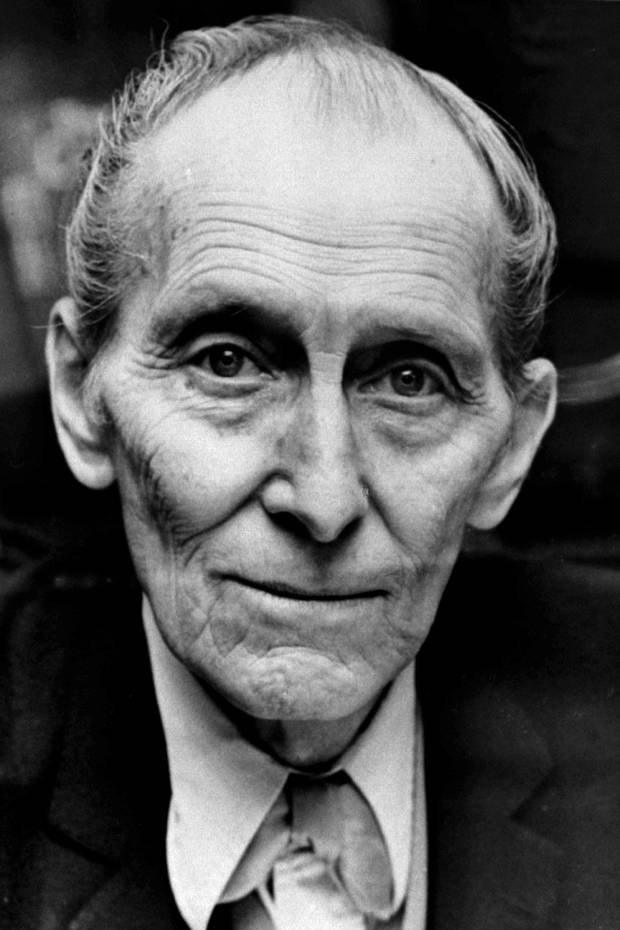 Friend:  Peter Cushing 
