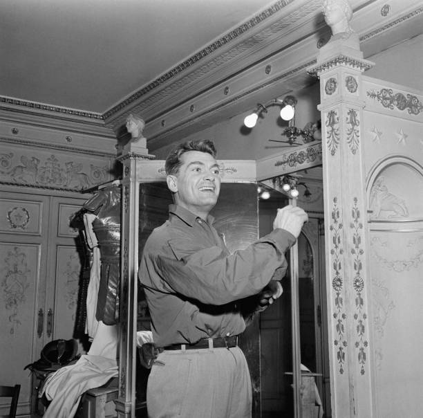 Gallery of Jean Marais