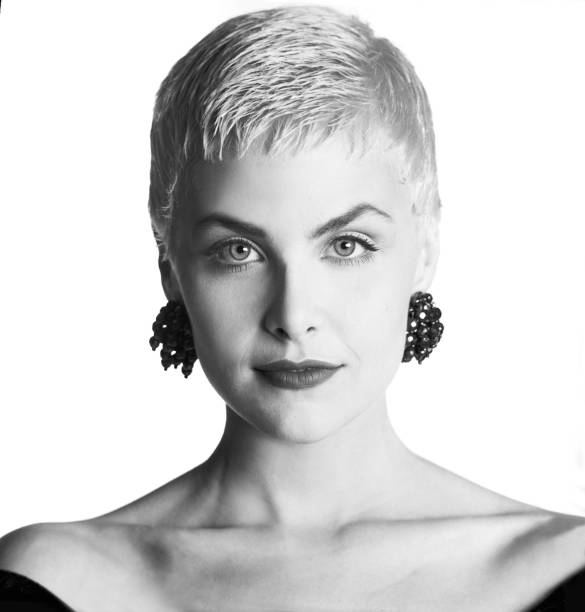 Sherilyn Fenn Born February 1 1965 American Actress