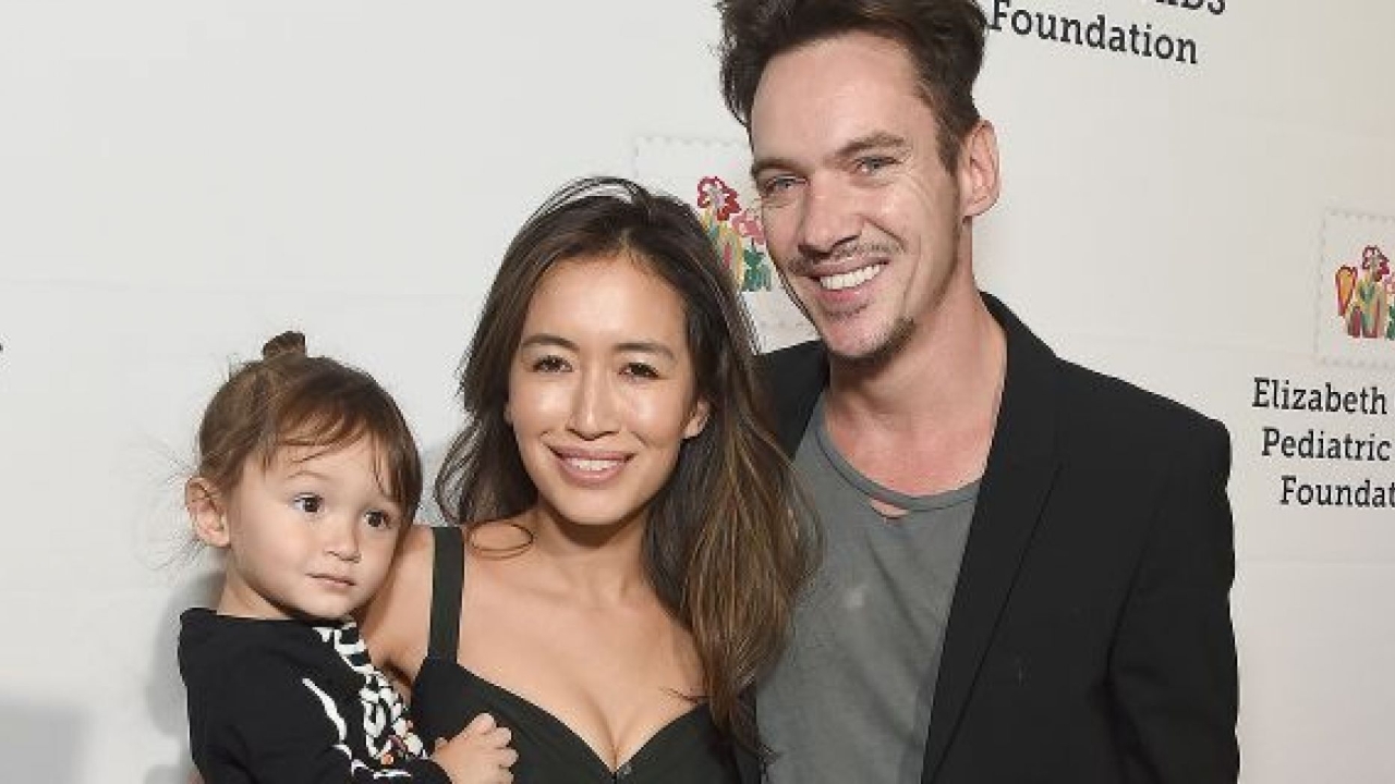 Son: Wolf Rhys Meyers