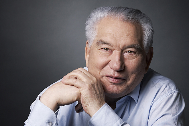 Friend: Chingiz Aitmatov