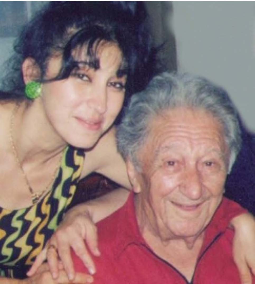 Daughter: Nina Garyaghdi