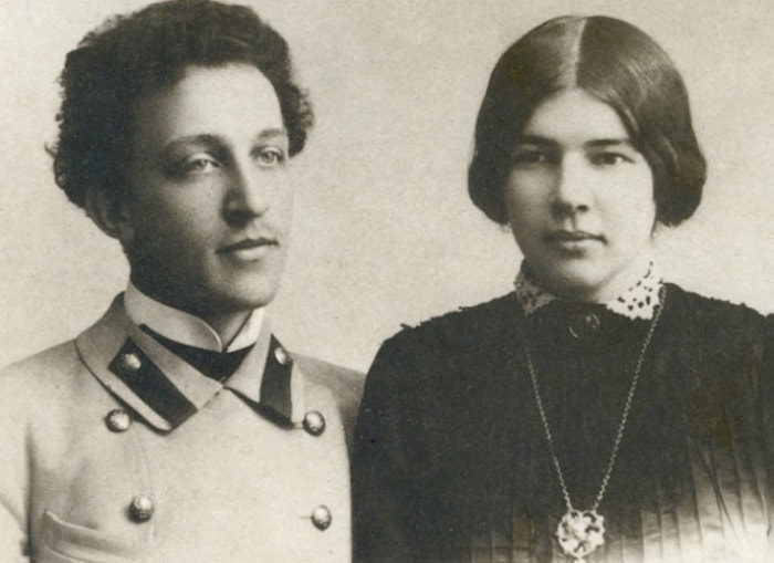 Wife: Lyubov Dmitrevna Mendeleeva 