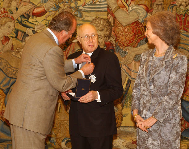Royal and Distinguished Spanish Order of Charles III