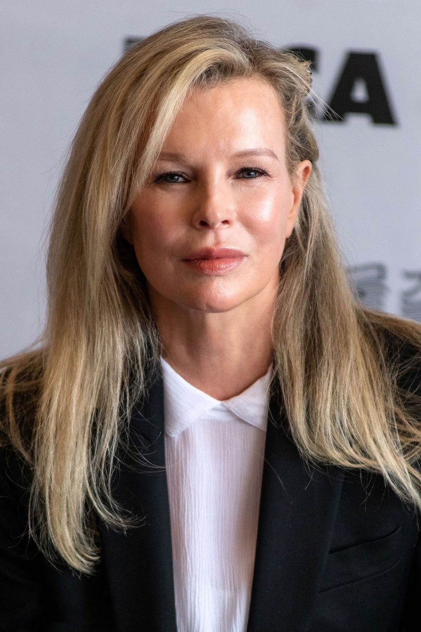 ex-wife: Kim Basinger 