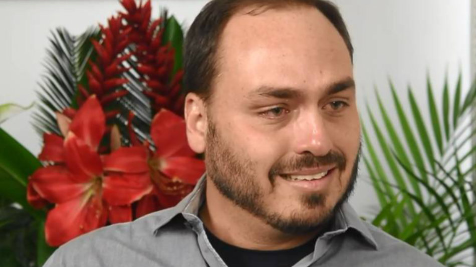Son: Carlos Bolsonaro