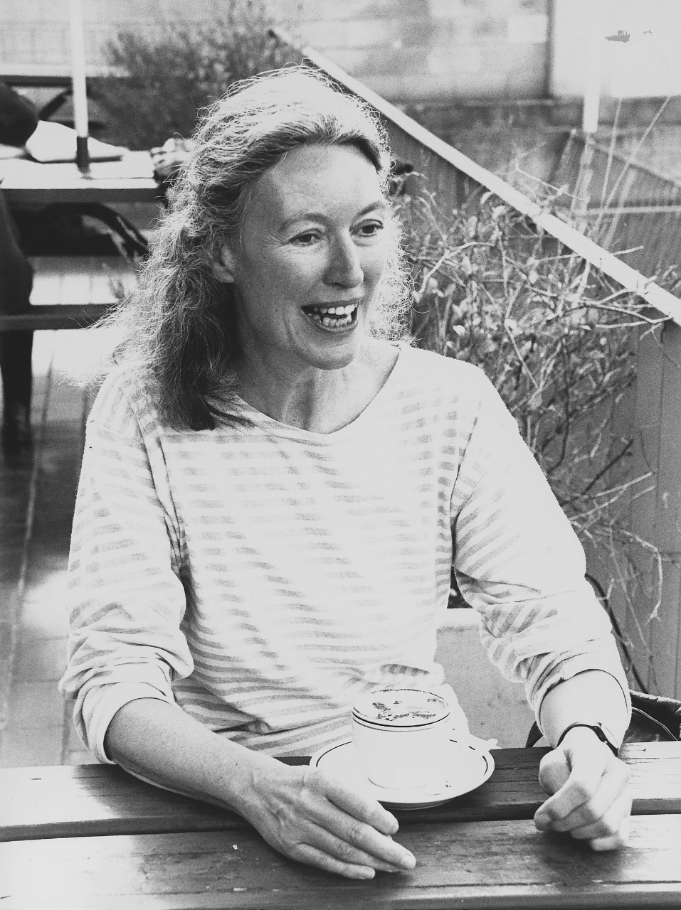 Beverley Farmer