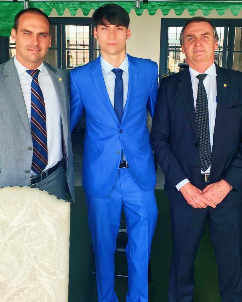 Son: Renan Bolsonaro