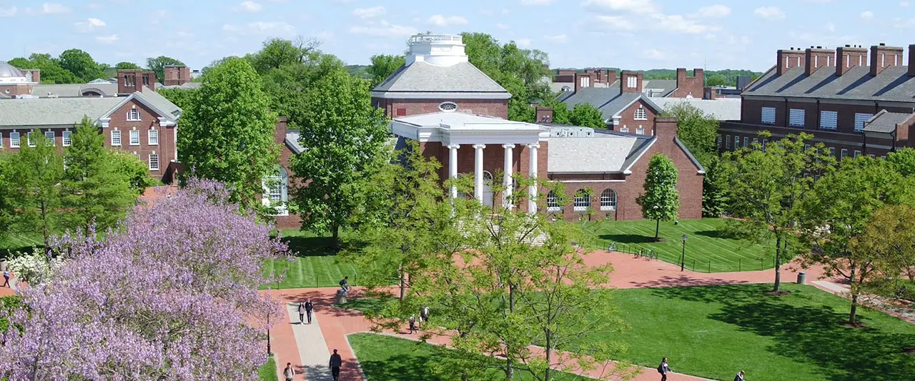 Education period of Robert Bateman in University of Delaware