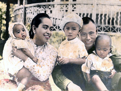 Gallery of Aung Kyi