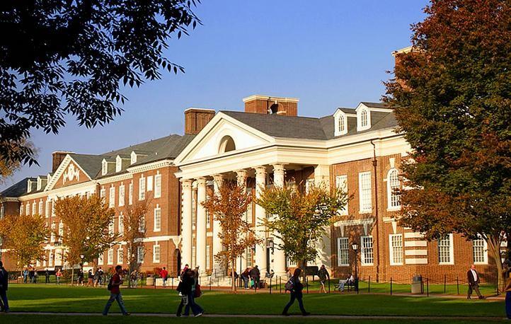Education period of Jen Arena in University of Delaware