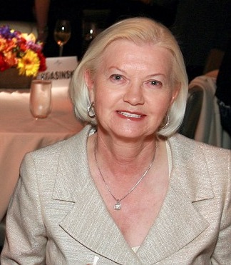 Mother: Kjellfrid Irene (née Andreassen) Zellweger