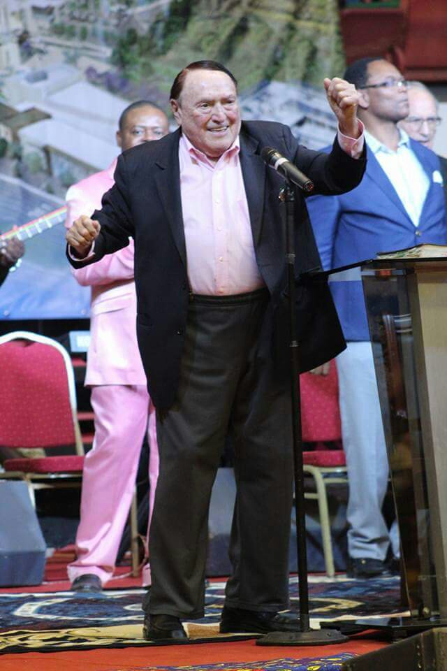 Gallery of Morris Cerullo