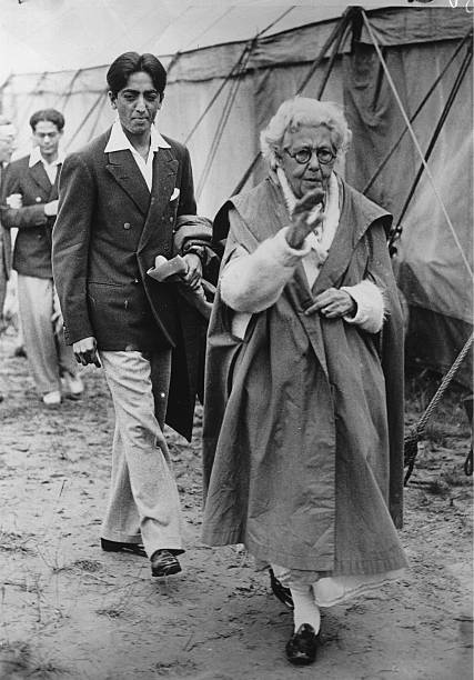 Gallery of Jiddu Krishnamurti