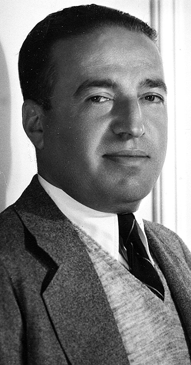 Gustav Kahn