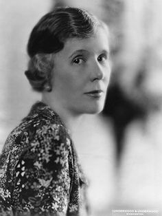 Pauline Davis