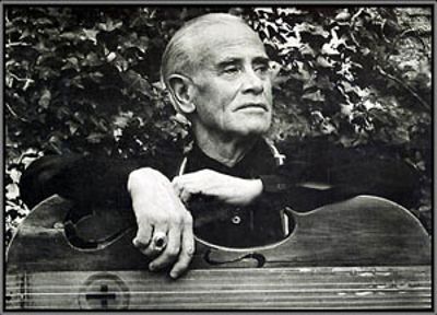 colleague: John Niles