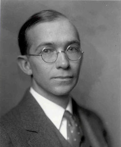 Newton Arvin